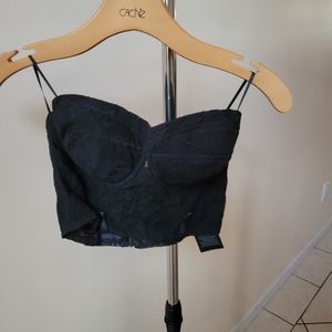 Guess crop top